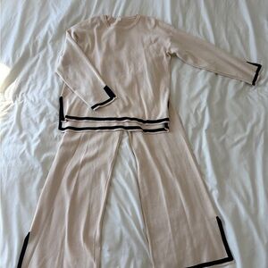 Amazon Women's Cream and Black Lounge Set